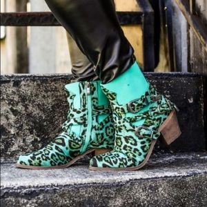 Leopard Boots - Turquoise
